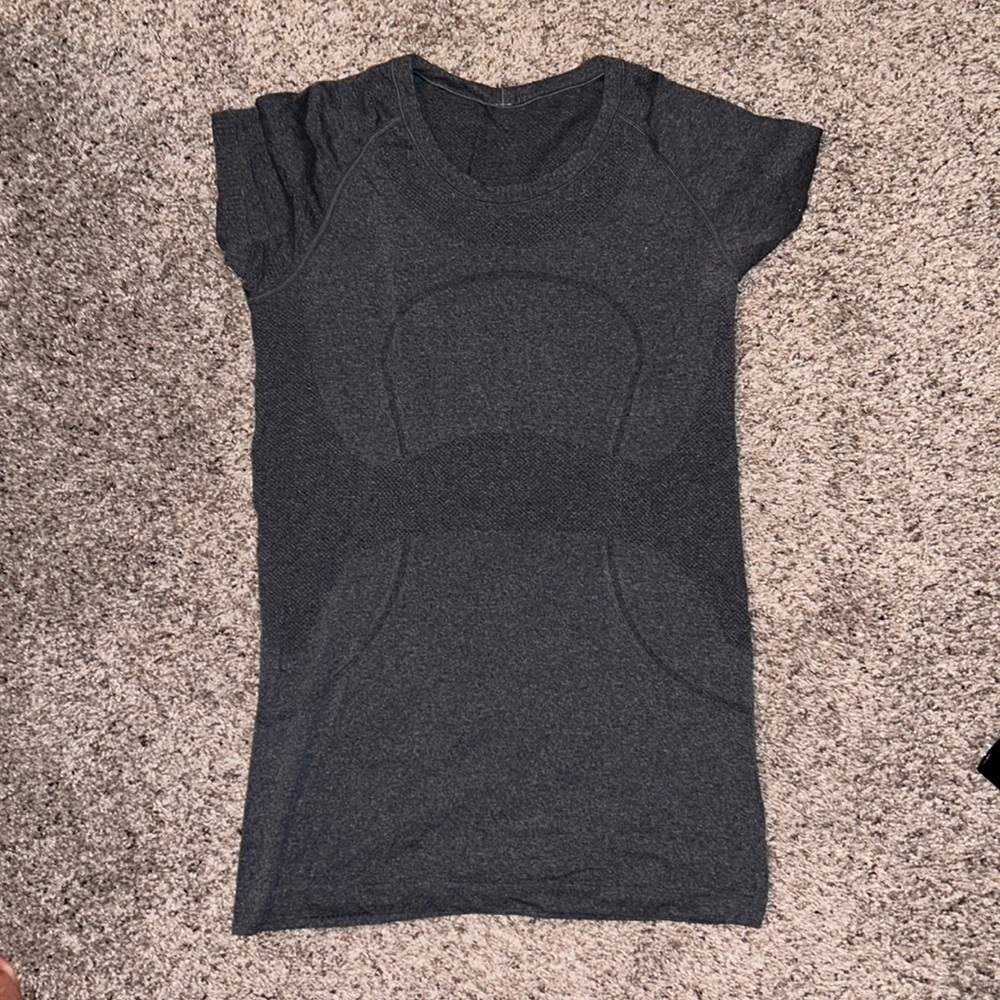 lululemon shirt